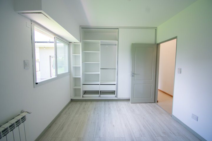 Casas - Funes - Venta