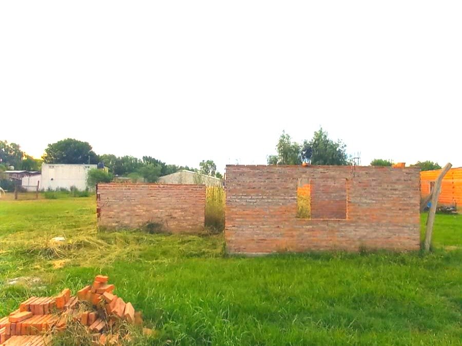 Se vende terreno con construcción en Timbúes. Excelente ubicación! — foto 6