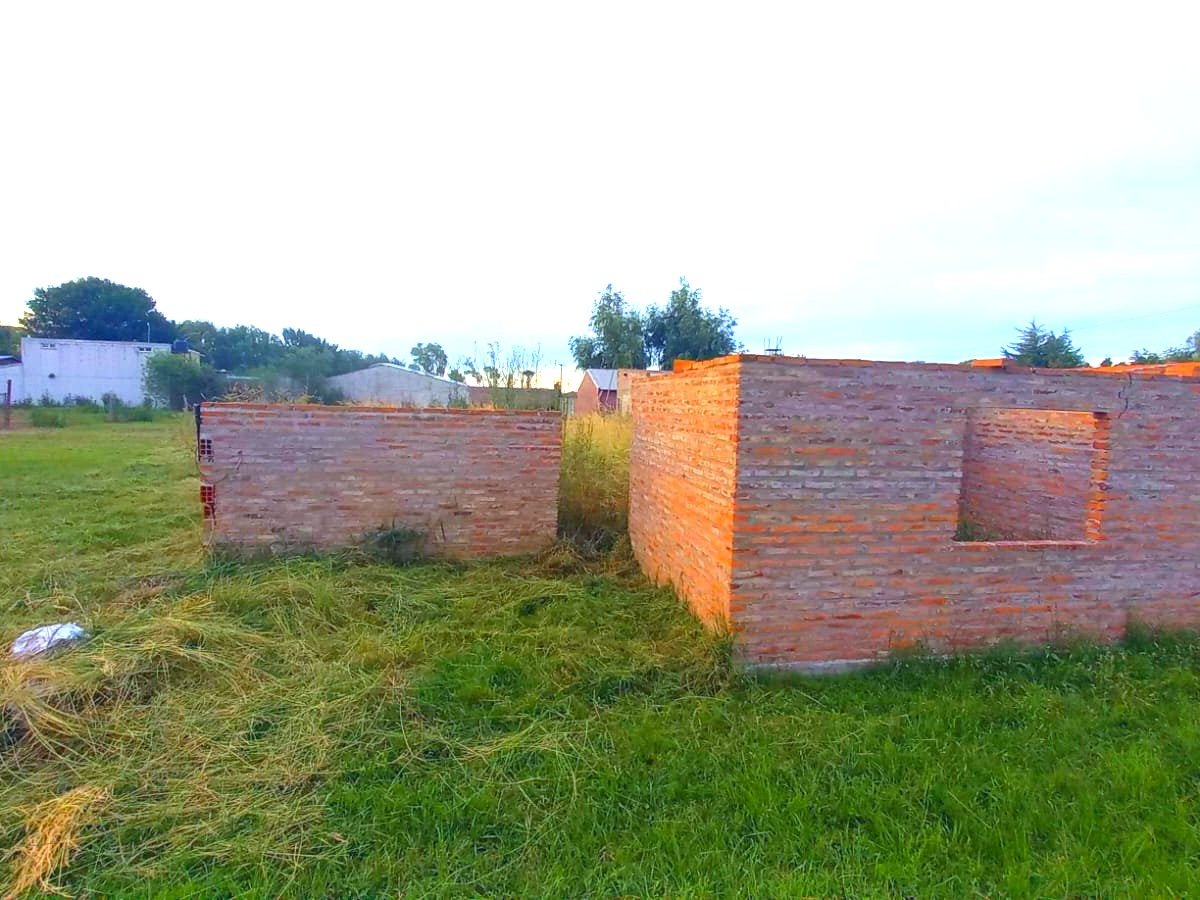 Se vende terreno con construcción en Timbúes. Excelente ubicación! — foto 7