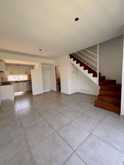 Departamentos de pasillo - Rosario - Alquiler