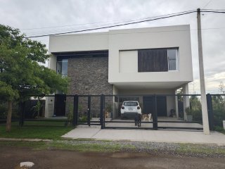 Casas - Roldan - Venta
