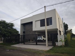 Casas - Roldan - Venta