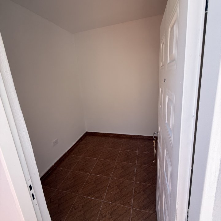 Departamentos de pasillo - Rosario - Venta