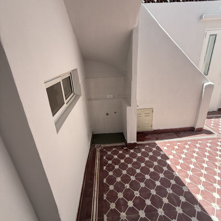 Departamentos de pasillo - Rosario - Venta