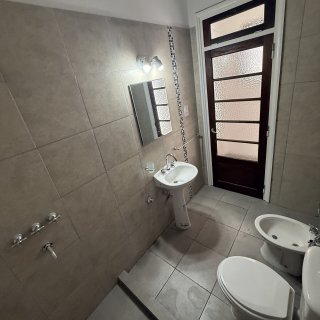 Departamentos de pasillo - Rosario - Venta