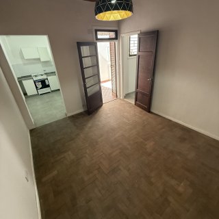 Departamentos de pasillo - Rosario - Venta