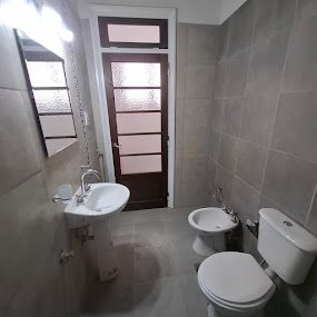 Departamentos de pasillo - Rosario - Venta