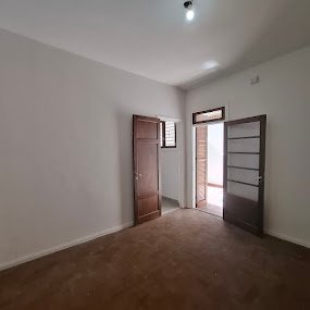 Departamentos de pasillo - Rosario - Venta