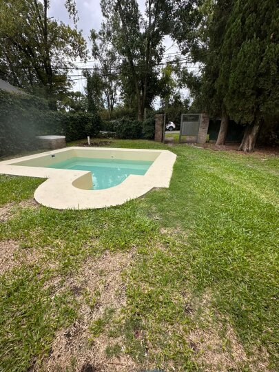 Casas - Funes -  Alquiler