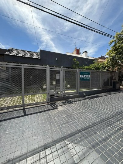 ¡CASA EN VENTA BARRIO MAIPU SECCION 2!