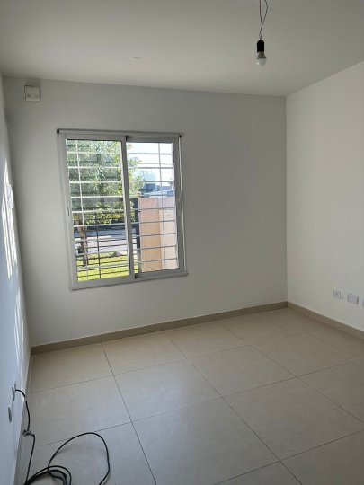 Casas - Rosario -  Alquiler