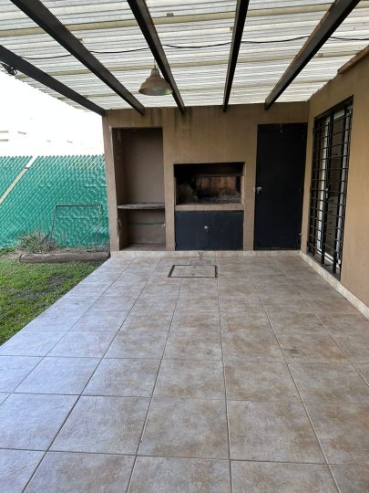 Casas - Rosario -  Alquiler