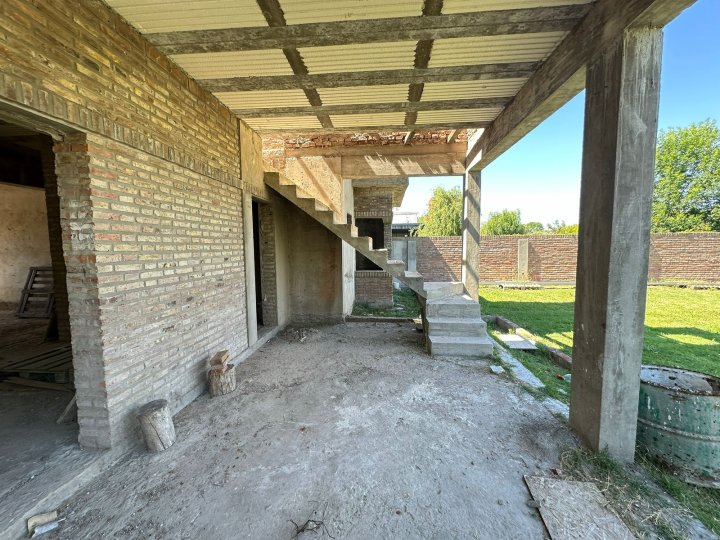 Casas - Funes - Venta