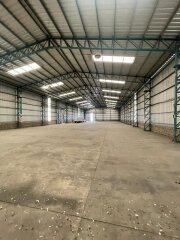 Galpones / Dep�sitos - Alvear -  Alquiler