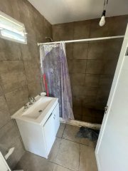 Galpones / Depósitos - Alvear -  Alquiler