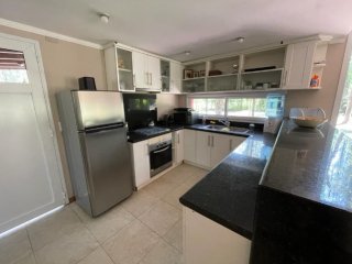 Casas - Iriondo -  Alquiler