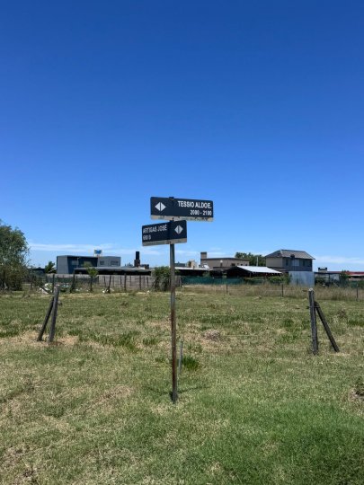 Terrenos - Funes - Venta