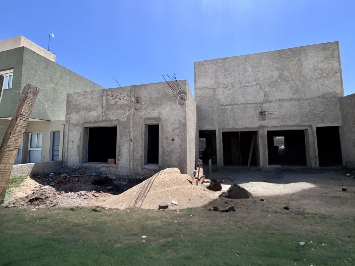 VENTA de  Casa estilo dúplex a ESTRENAR - San Ignacio Village