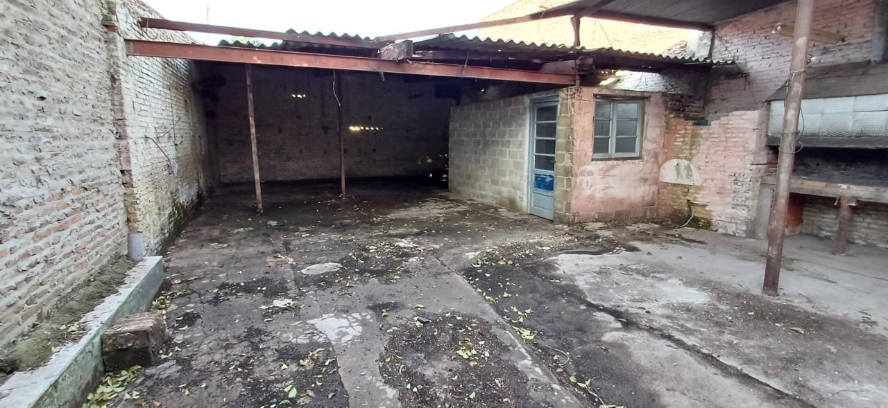 Galpón-Deposito en alquiler — foto 4