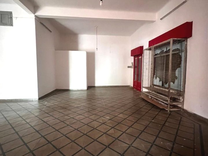 Local en Venta sobre 24 de septiembre