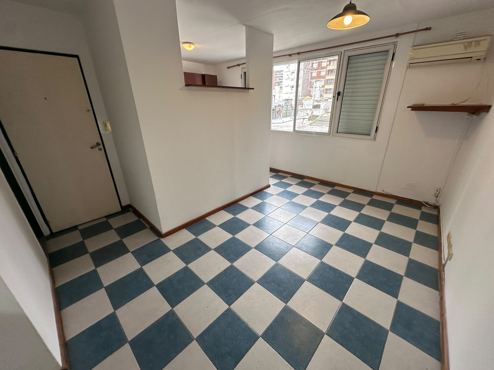 VENTA MONOAMBIENTE DIVIDIDO PICHINCHA - 18