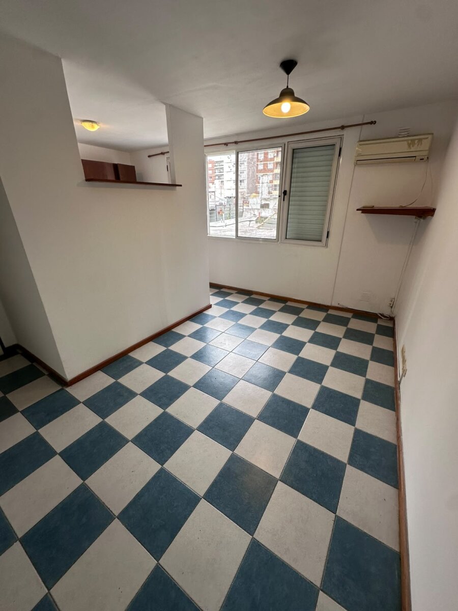 VENTA MONOAMBIENTE DIVIDIDO PICHINCHA - 17