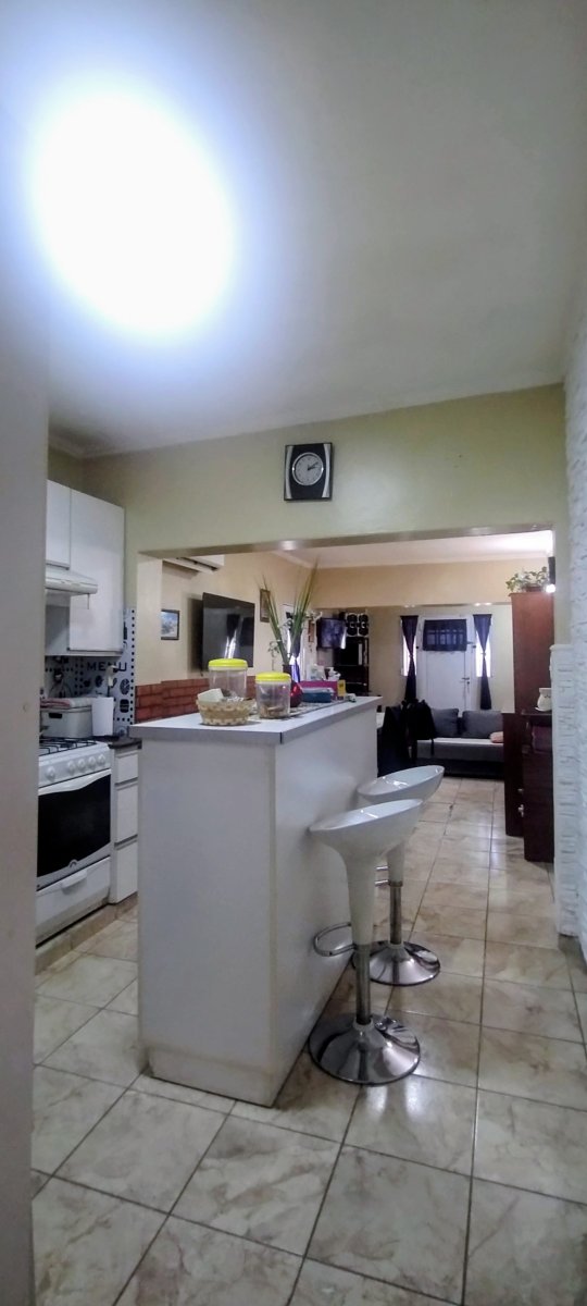 Casa en venta 2 plantas. Av. Casiano Casas 1880 — foto 3