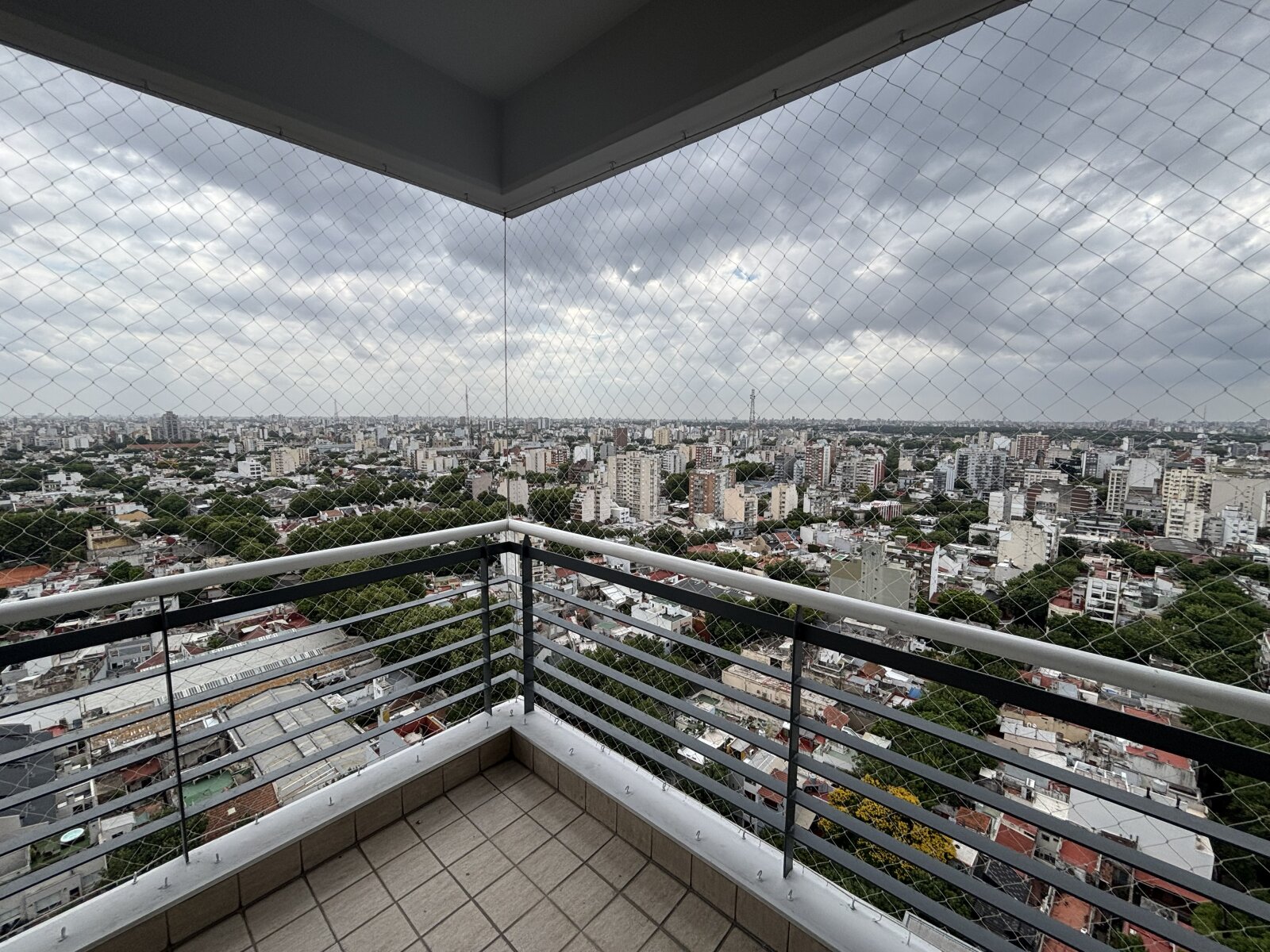 Espectacular 3 Ambientes Full Amenities y Cochera Opcional | Piso Alto con Vista Panorámica y Balcón Aterrazado - 5