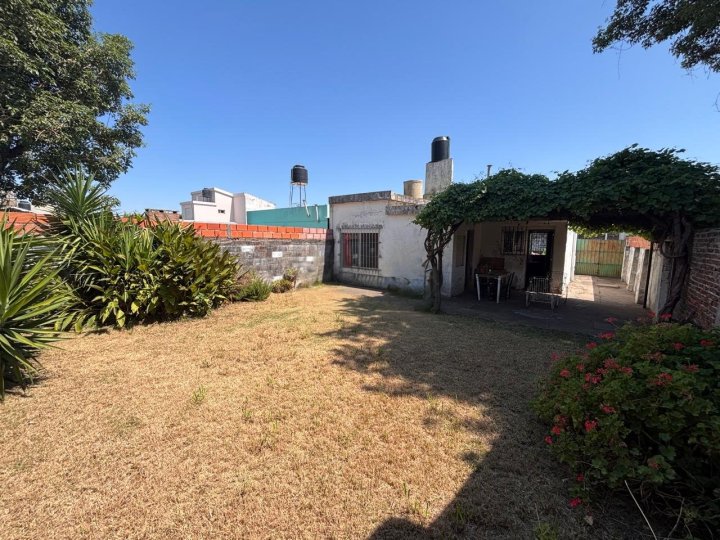 Casas - San Lorenzo - Venta