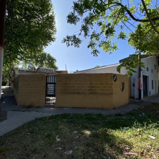 Galpones / Depósitos - Rosario - Venta