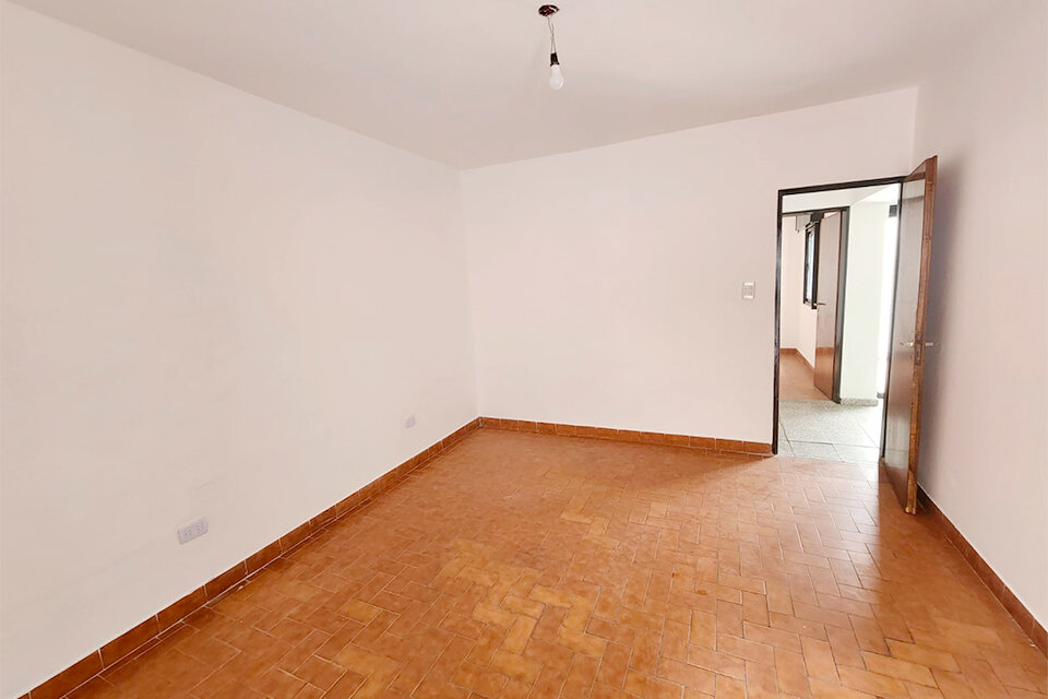 HERMOSO DEPARTAMENTO DE PASILLO 2 DORMITORIOS ZONA FACULTAD DE MEDICINA — foto 12
