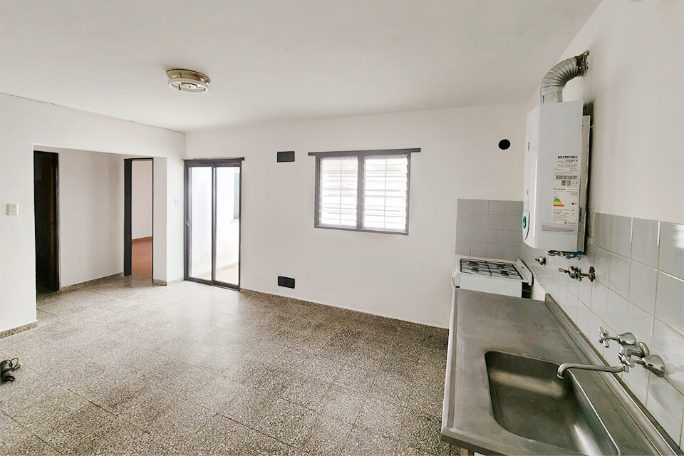 HERMOSO DEPARTAMENTO DE PASILLO 2 DORMITORIOS ZONA FACULTAD DE MEDICINA — foto 4
