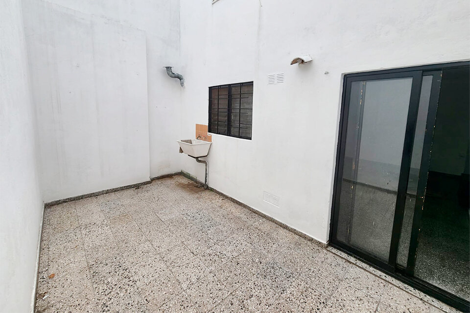 HERMOSO DEPARTAMENTO DE PASILLO 2 DORMITORIOS ZONA FACULTAD DE MEDICINA — foto 8