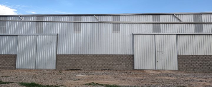 Galpones / Depósitos - General Lagos -  Alquiler