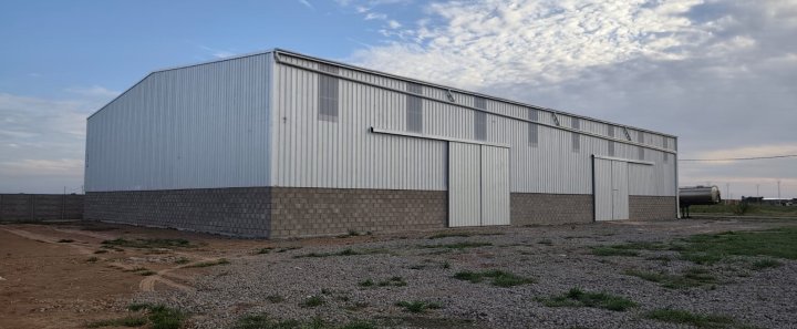 Galpones / Depósitos - General Lagos -  Alquiler