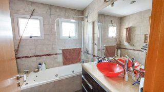 Casas - Funes - Venta