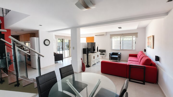 Casas - Funes - Venta