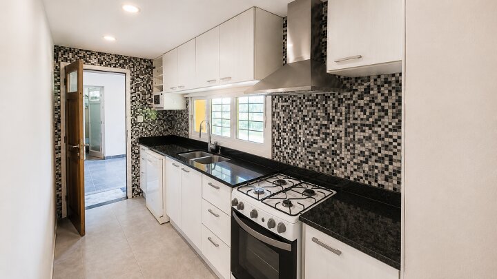 Casas - Funes - Venta
