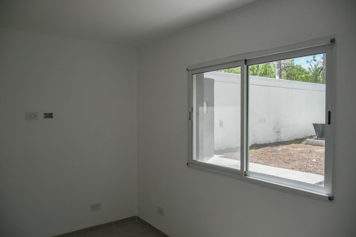 Casas - Roldan - Venta