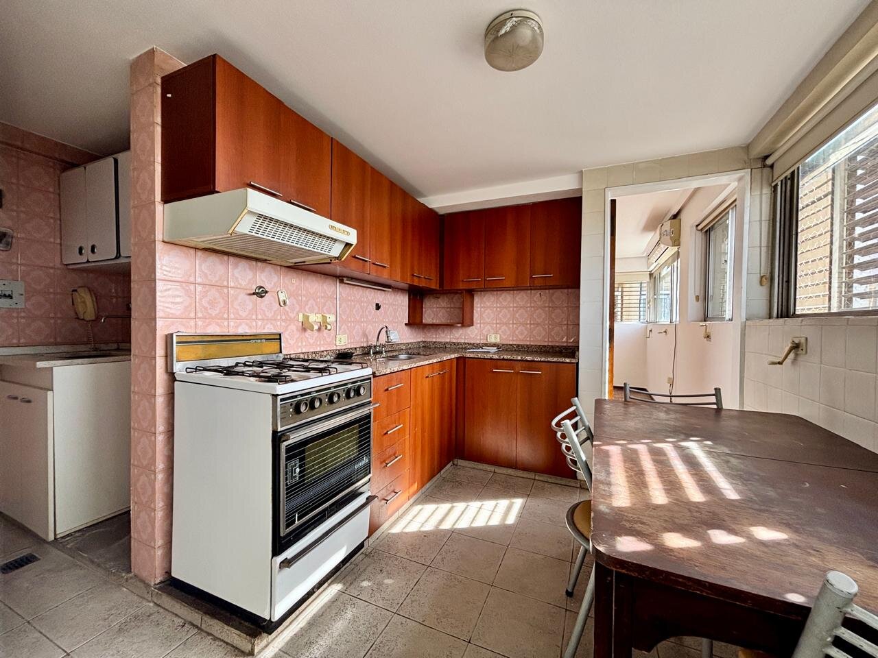 Departamento en VENTA, 3 dormitorios con COCHERA en NUEVA CORDOBA - Imagen 6
