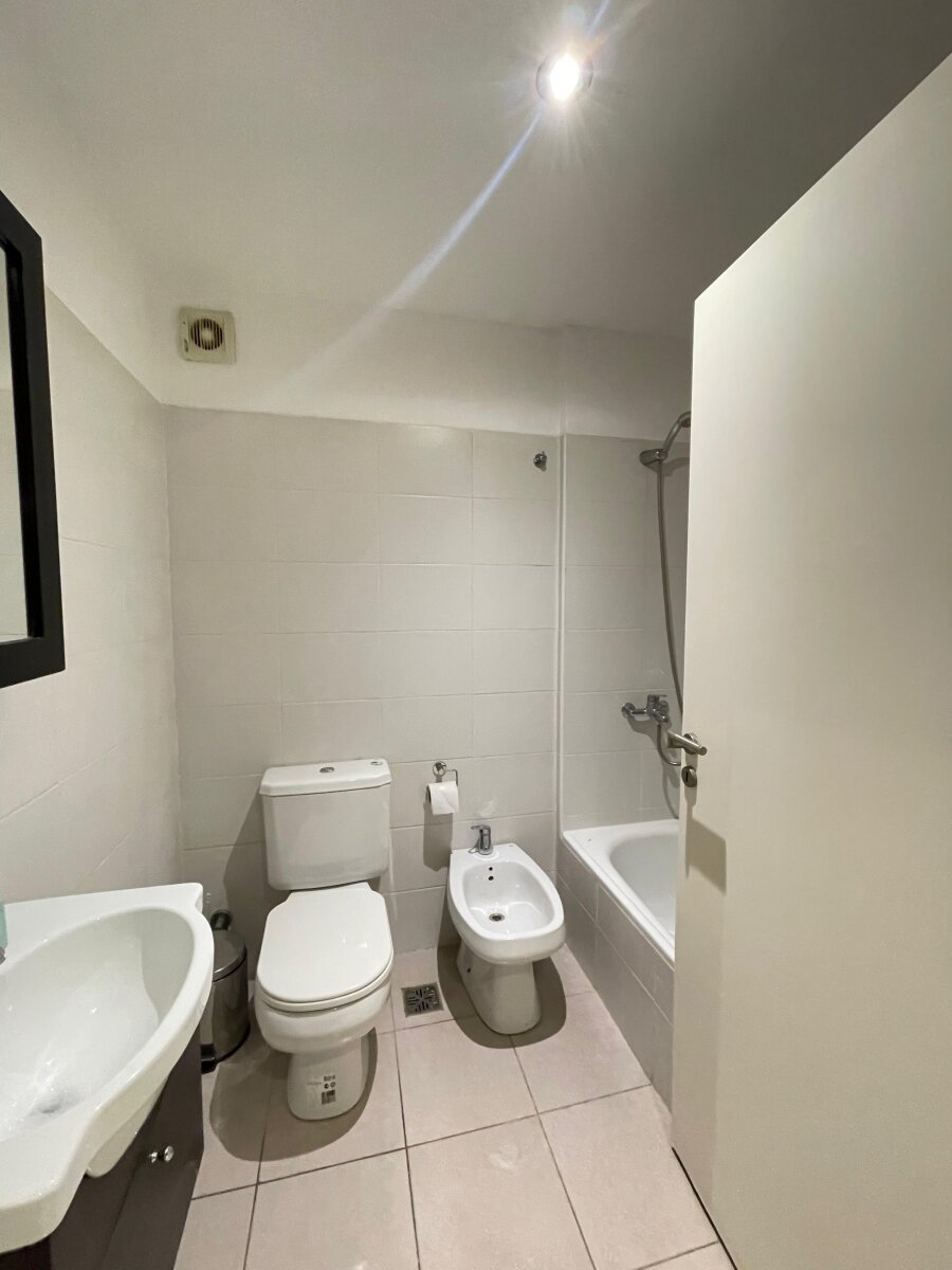 Departamento con cochera, Edificio "Pampa Al Lago"Full Amenities — foto 4
