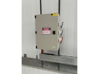 Galpones / Depósitos - Funes -  Alquiler