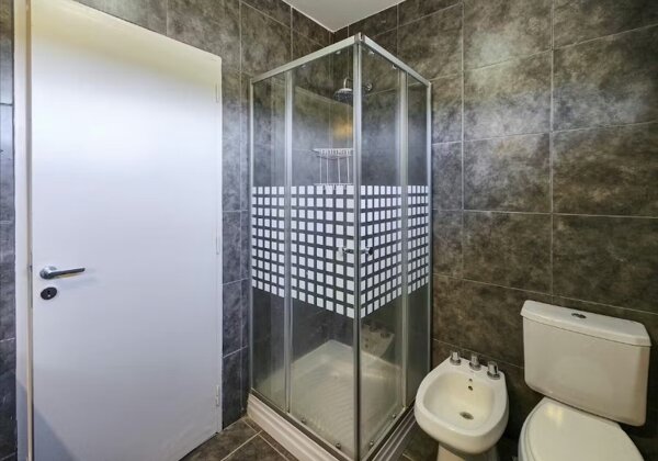 Venta Casa 2 dorm. -San Sebastian 1409 # Funes Town — foto 13