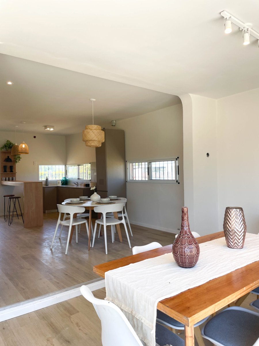 Venta Casa 2 dorm. -San Sebastian 1409 # Funes Town — foto 4