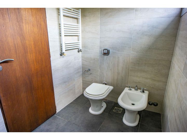 Casas - Funes -  Alquiler