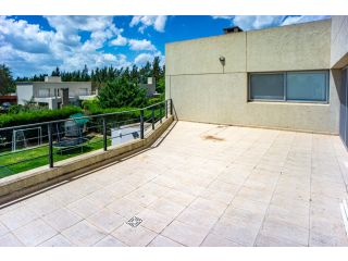 Casas - Funes -  Alquiler