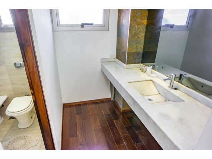 Casas - Funes -  Alquiler