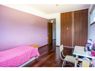 Casas - Funes -  Alquiler