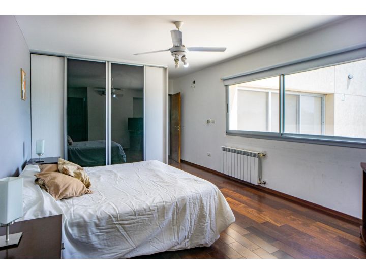 Casas - Funes -  Alquiler