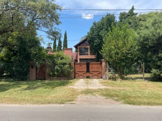 Casas - Funes - Venta